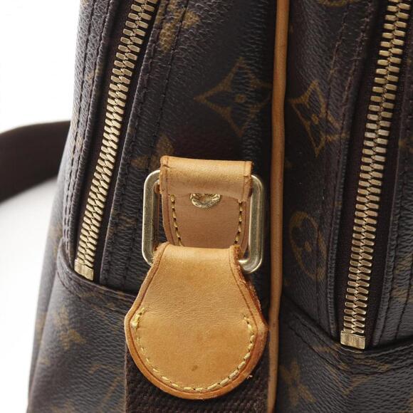 LOUIS VUITTON Brown Monogram Leather Shoulder Bag - Picture 6 of 11